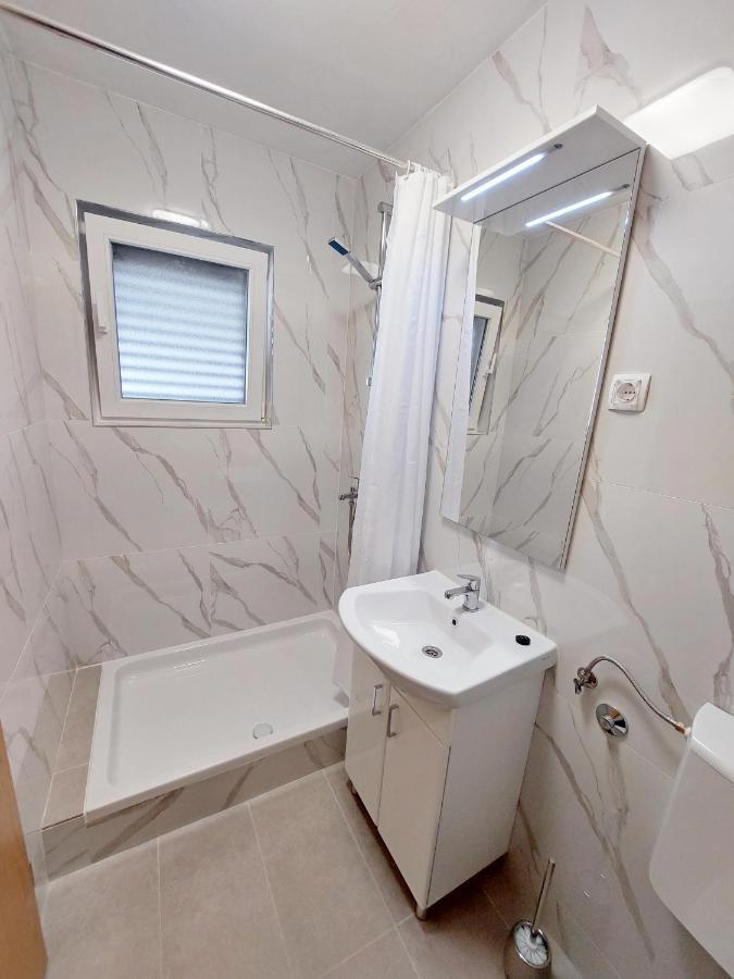 גראדאץ Apartmani Korljan מראה חיצוני תמונה