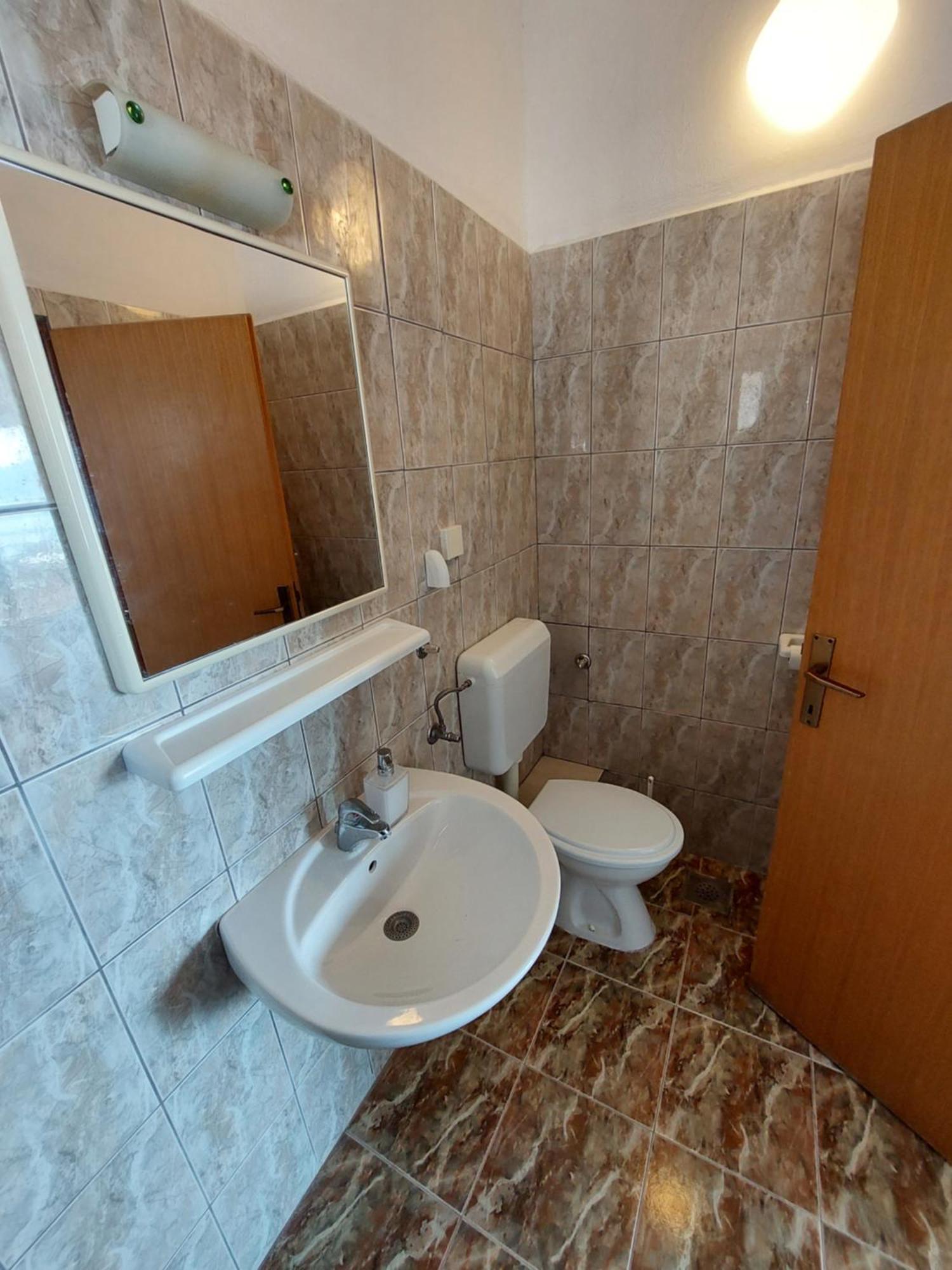 גראדאץ Apartmani Korljan מראה חיצוני תמונה